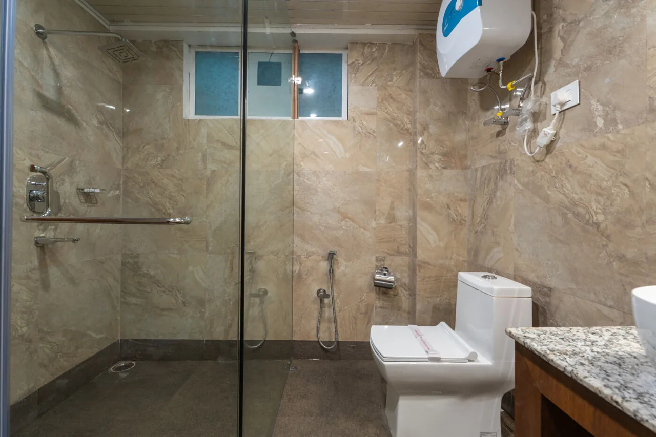 Canopy Boutique - Sparkling Clean Bath Tiles & Modern Fixtures
