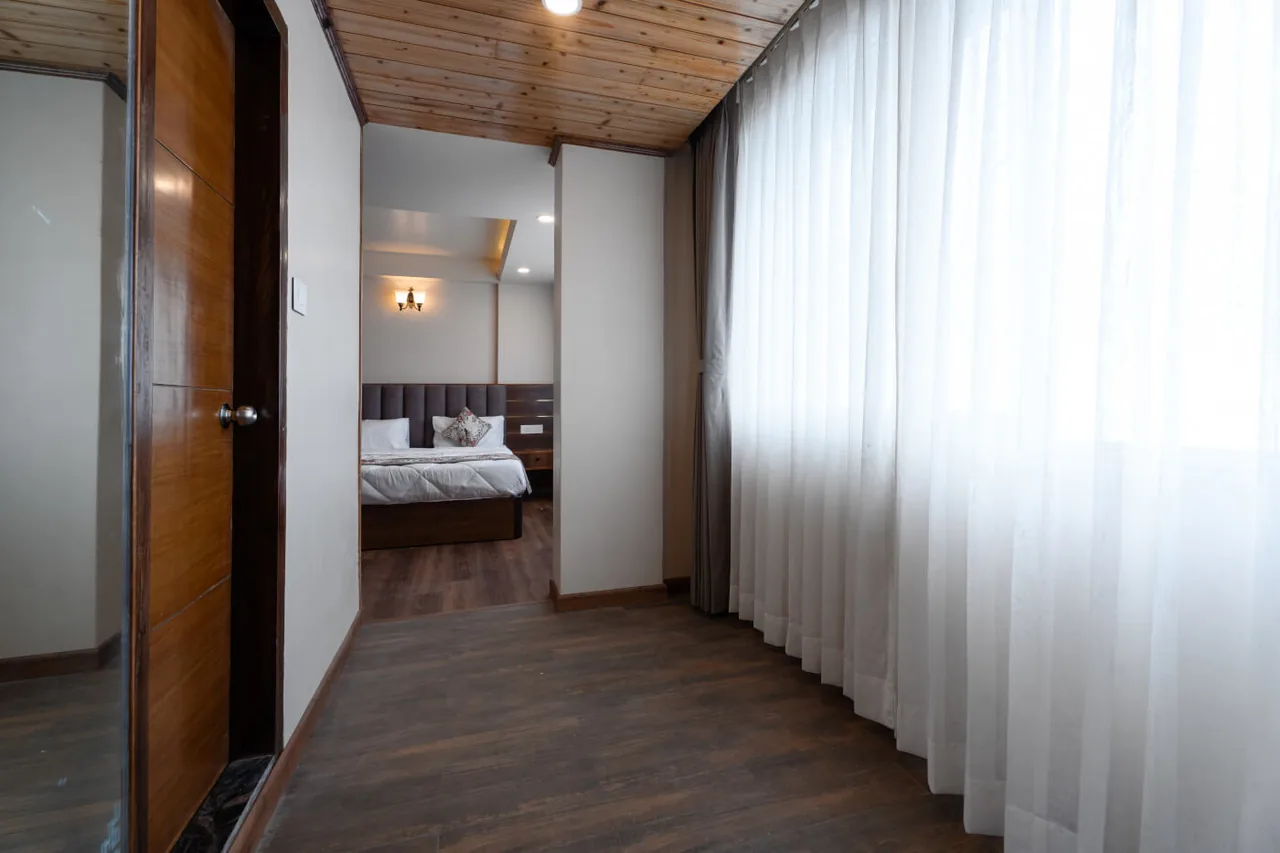 Canopy Boutique Family View Suite - Relaxing Evening Ambiance