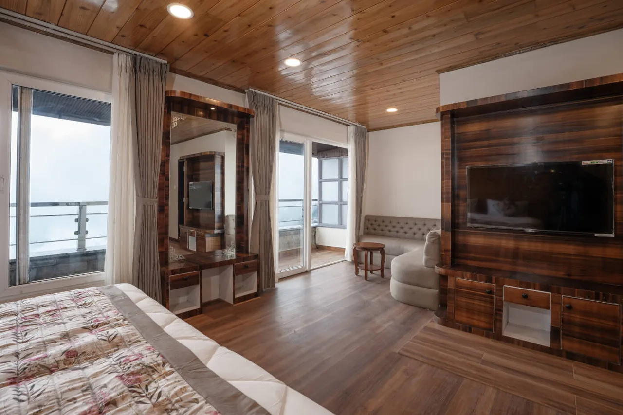 Canopy Boutique Premium View Room - Modern Climate Amenities & Furnishings
