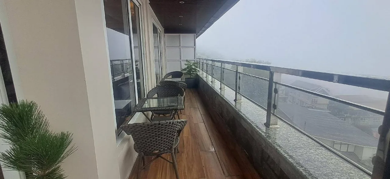 Canopy Boutique Rooftop Cafeteria - Scenic Table Setting Facing Himalayan Ridges