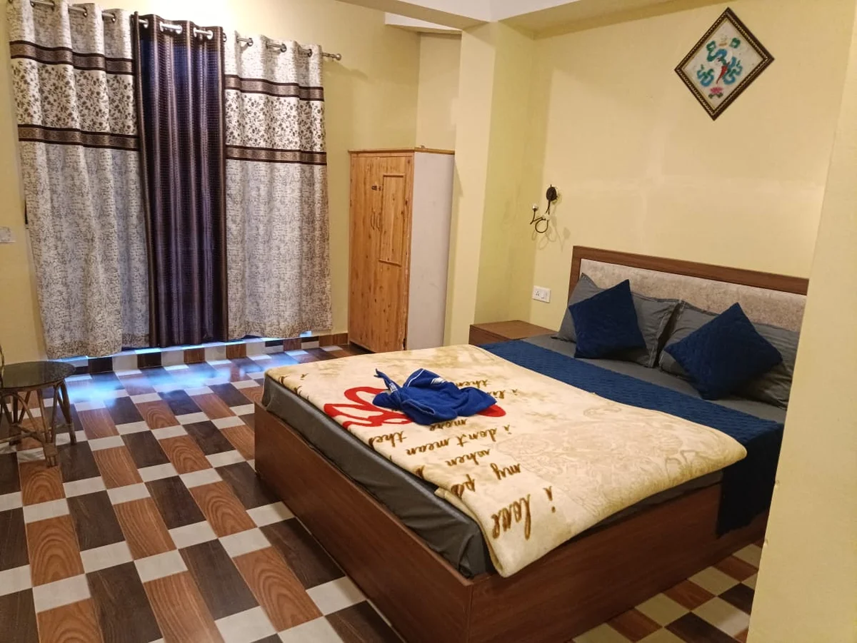 Hotel Manjushree Lava - Hotel Corridor & Rooms