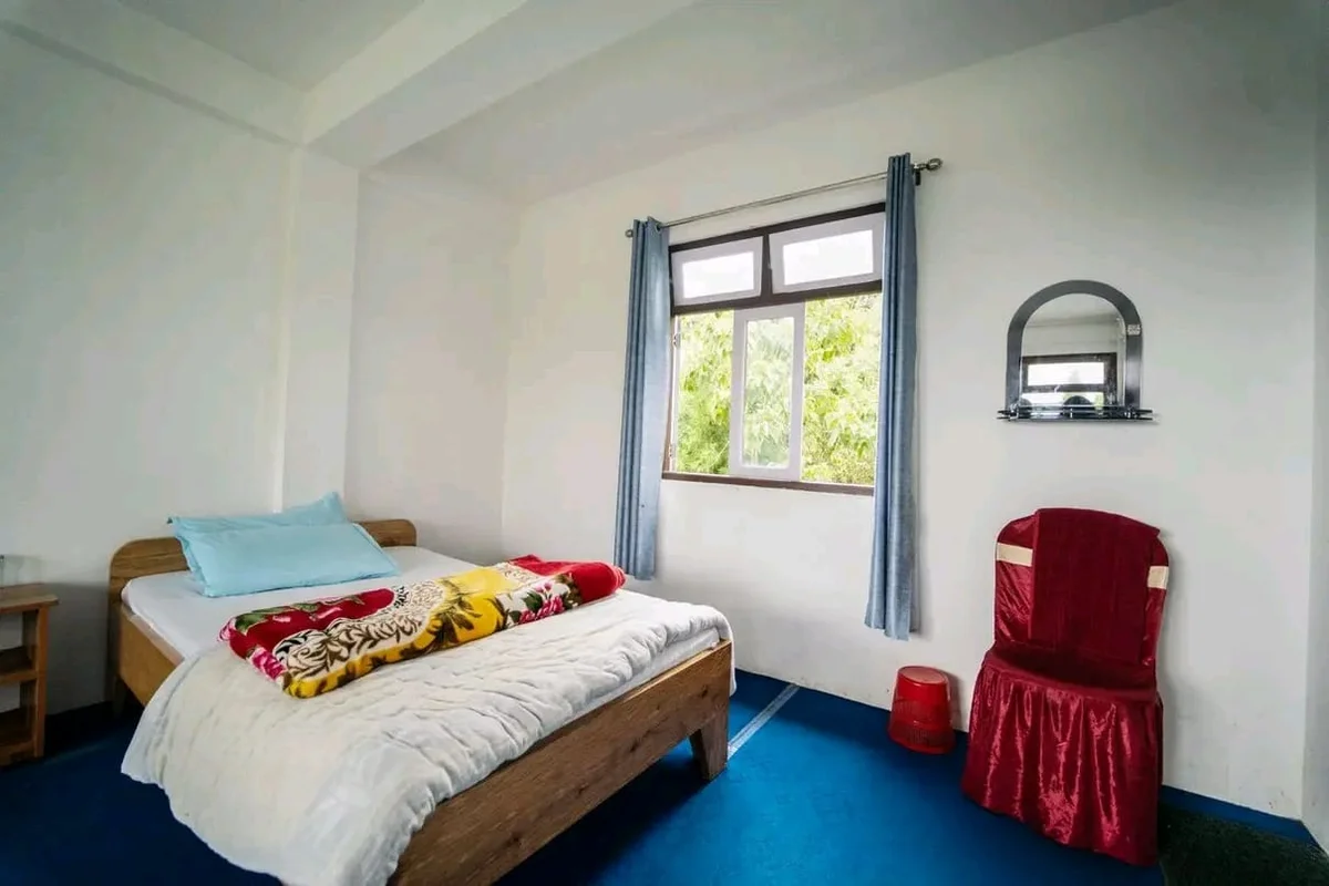 Red Roof Homestay Resort - Cozy Private Double Bedroom