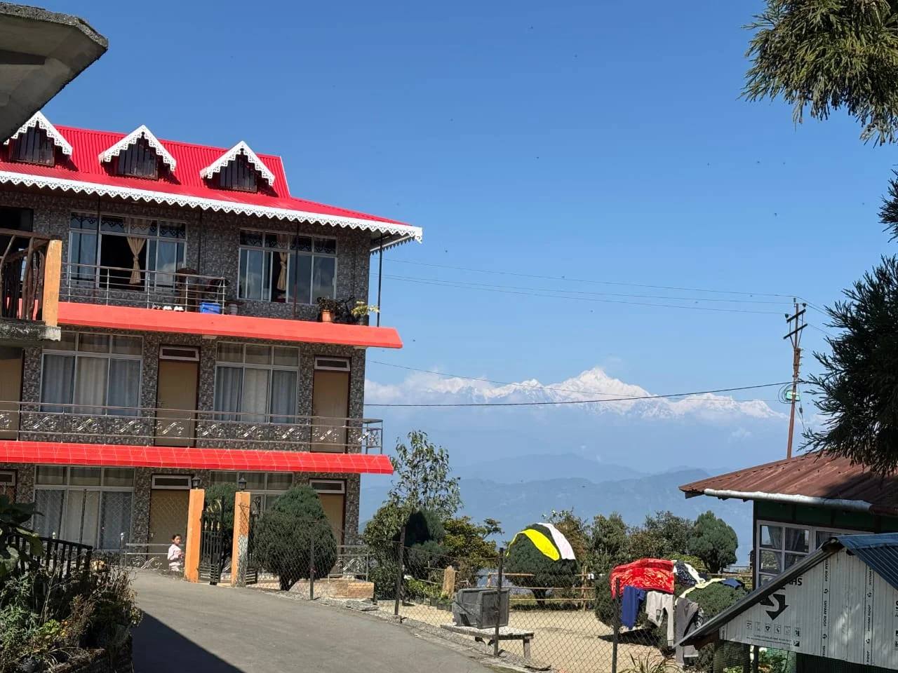 Rishabh Rich Homestay - Panoramic View of Snow-Capped Himalayan Range