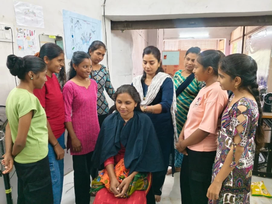 BEAUTICIAN CLASSES - WOMEN EMPOWERMENT PROJECT at DIL